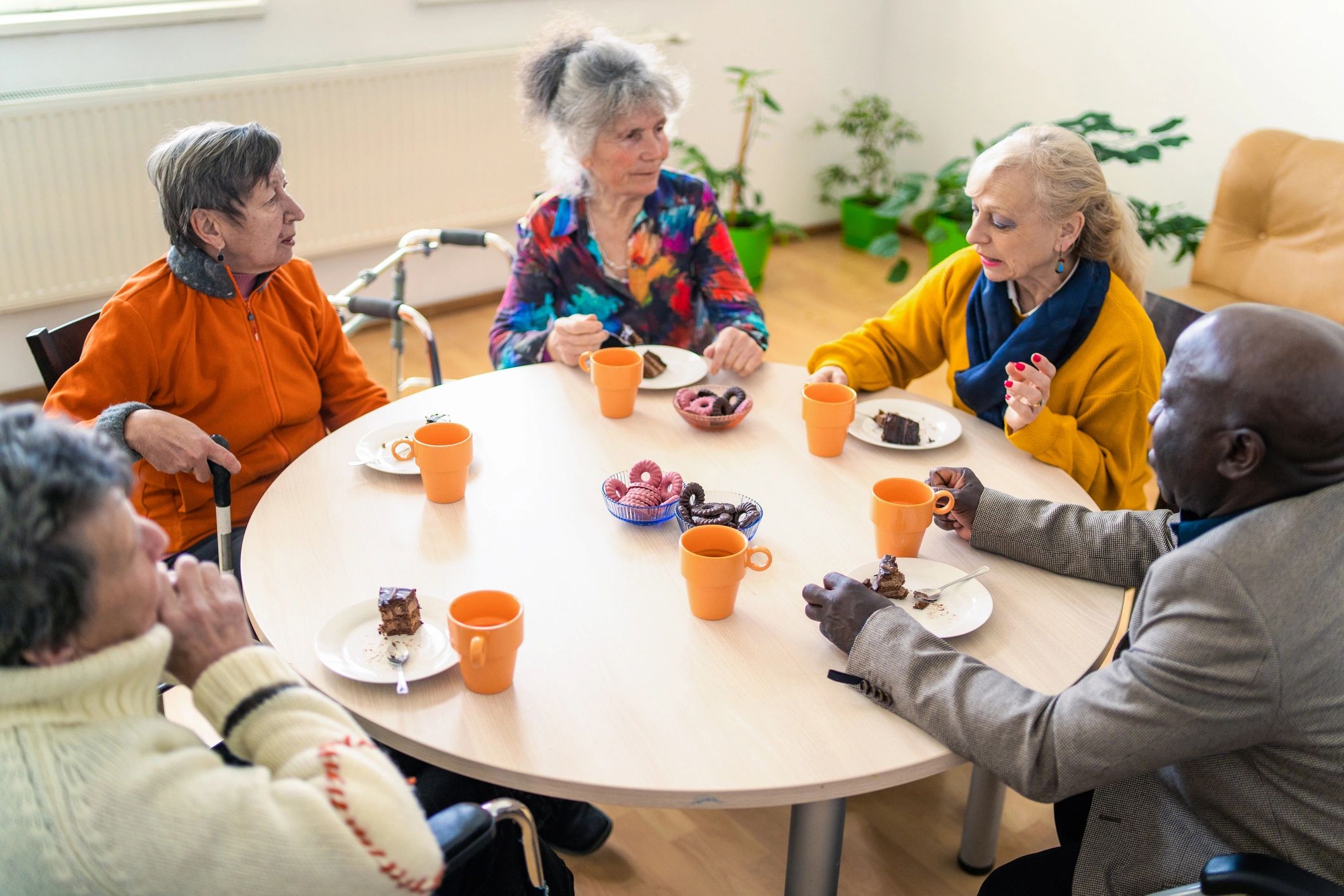 Memory care support for elderly residents